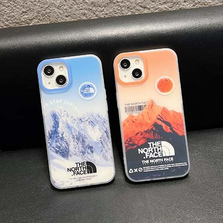 ノースフェイスブランドiPhone16 ケース雪山のモチーフ