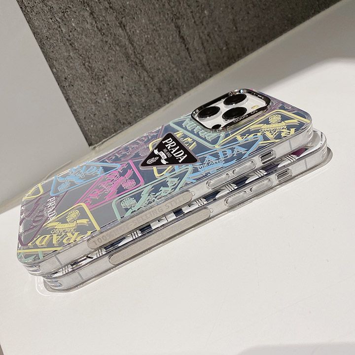 adidas iPhone14 ケースポーツ風