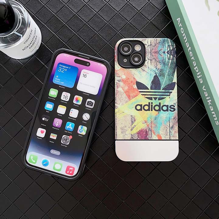 Adidasブランドロゴ 携帯 ケースiphone15pro