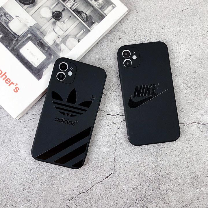 adidas 携帯 ケースiphone15スポーツ風