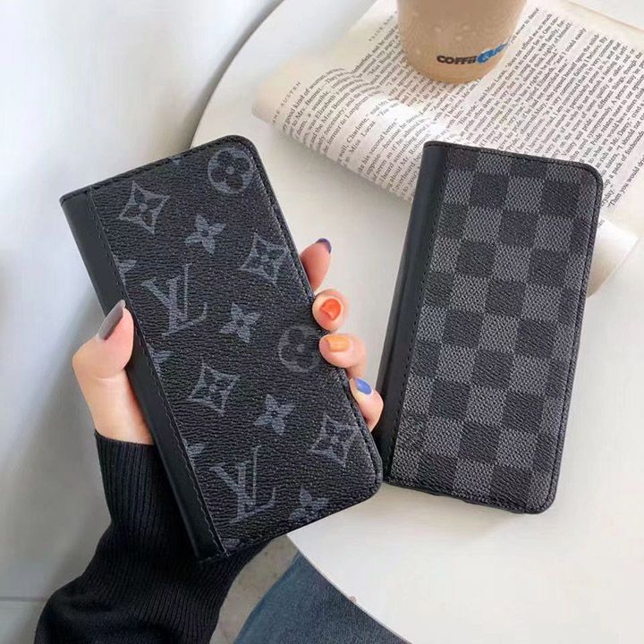 LV iphone16 ケース手帳型