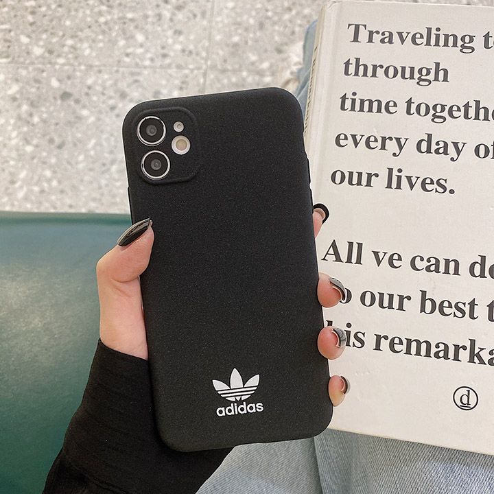 シンプル風 Adidas スマホケースiphone16