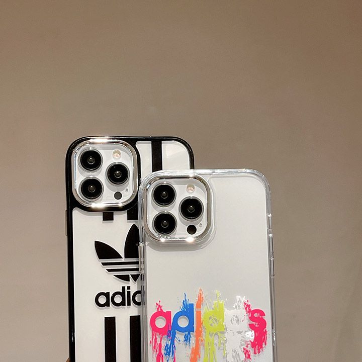 adidas スマホケースiphone14