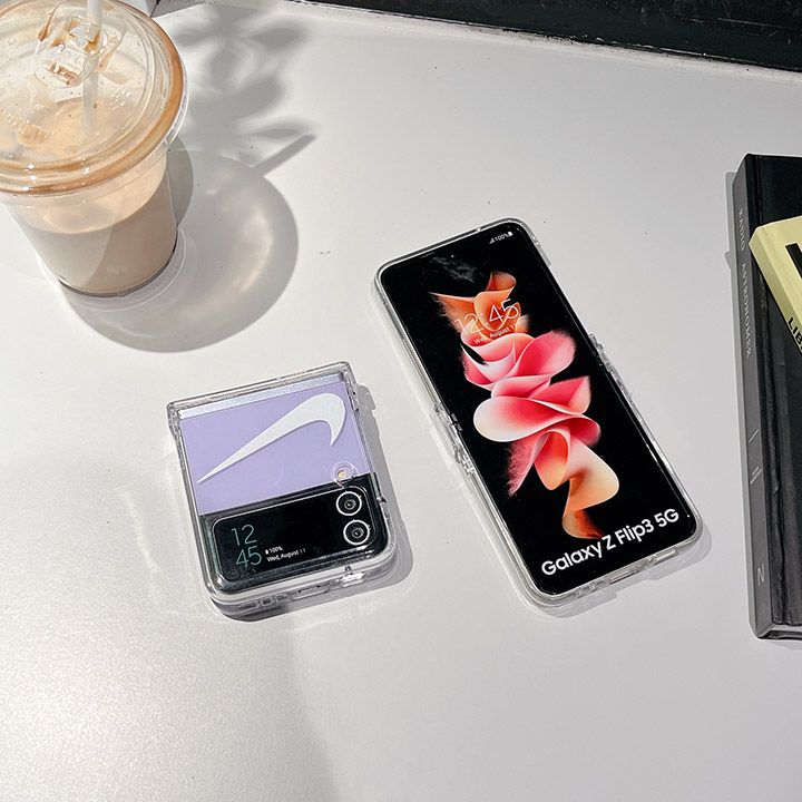 galaxy Z Flip5 ケースナイキ