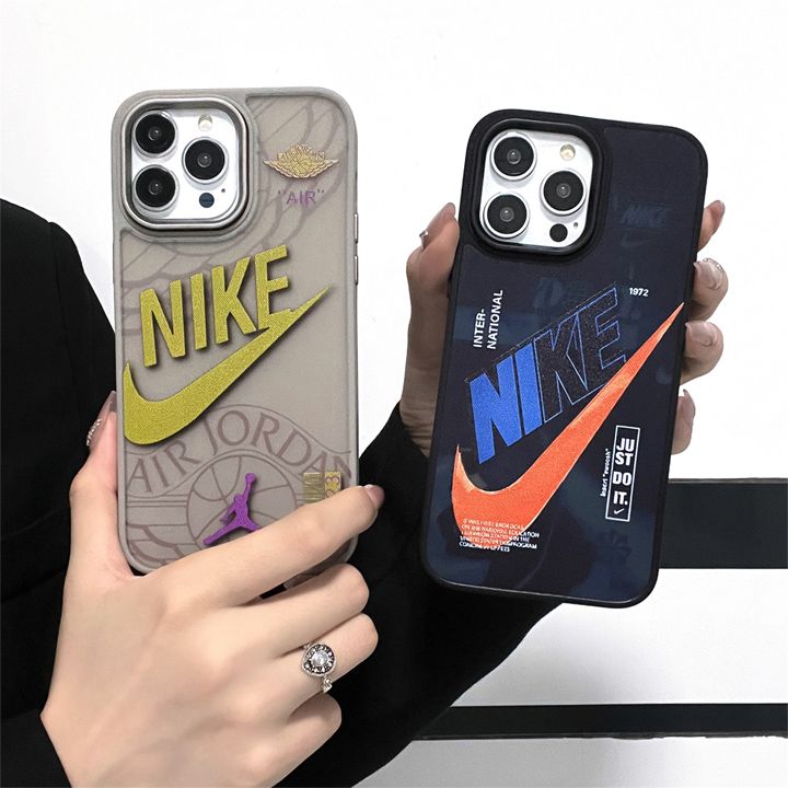 ナイキiPhone15 ケース，iPhone 16ケースナイキ半透明，スポーツ風ナイキスマホケースiPhone15，nike 携帯 ケースiPhone15pro メンズ