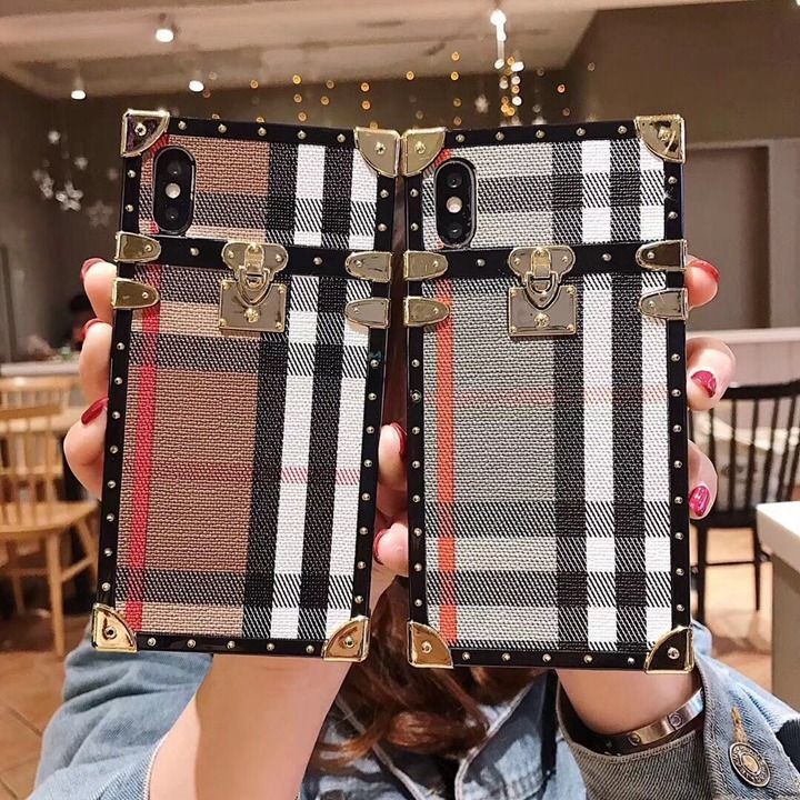 iPhone14 ケースburberry 可愛い