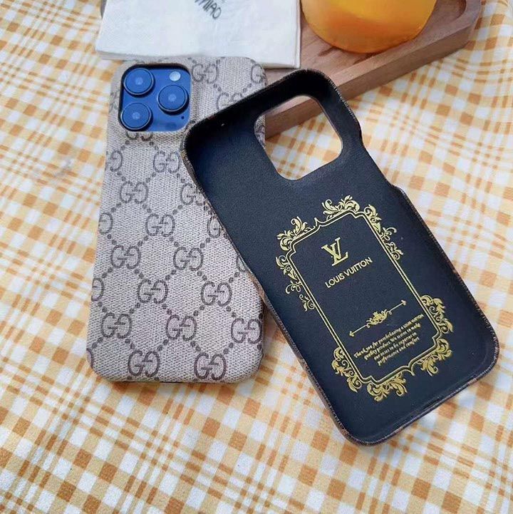 Gucci iphone15ケース流行り